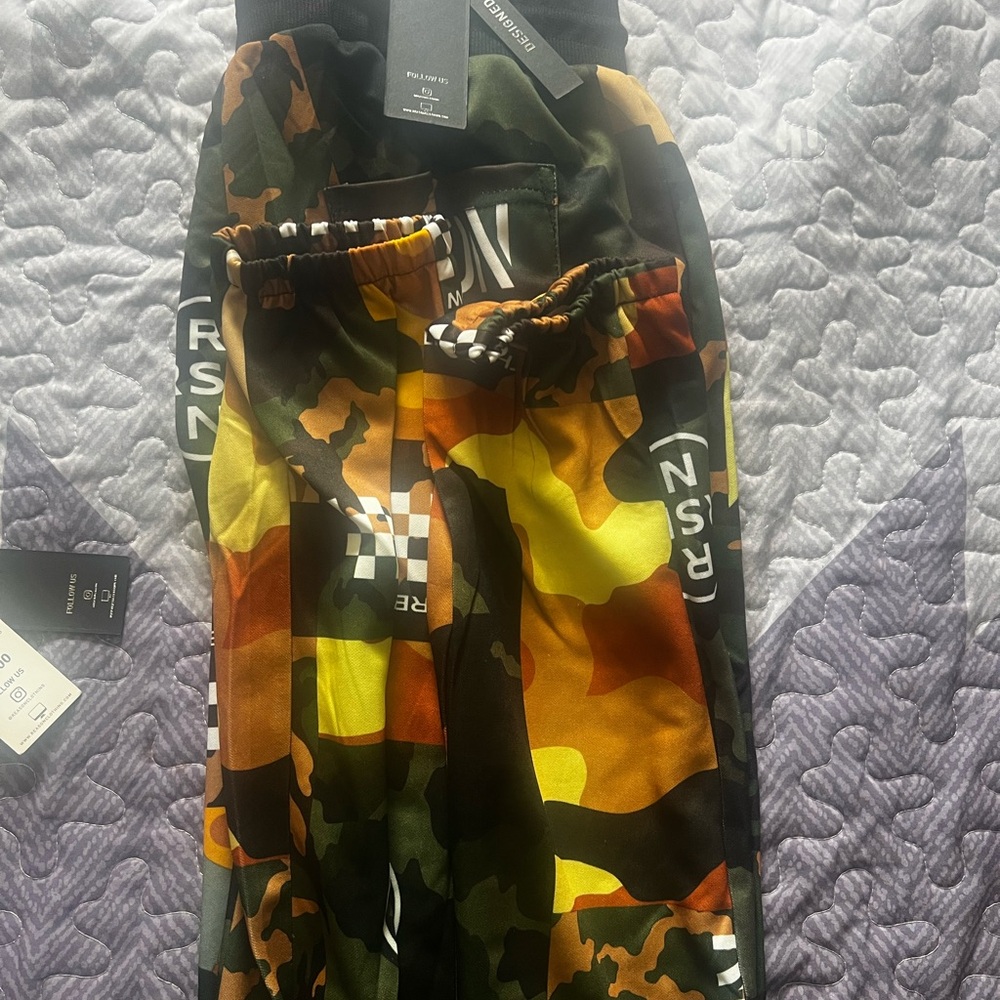 Reason Brand Camo All Over Print Track - Picture 5 of 5
